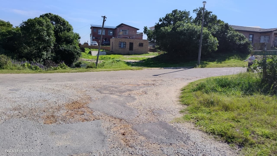 Commercial Property for Sale in Paradise Beach Eastern Cape
